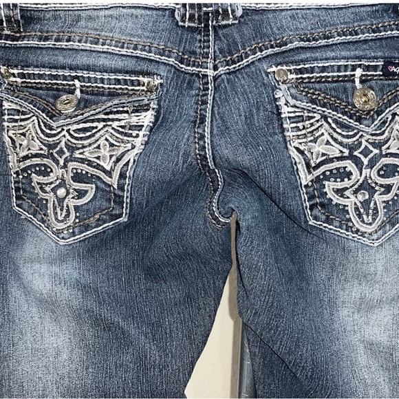 Angels, embellished denim, jean Capri juniors 3 26×22 stretch Cuffed - Picture 9 of 10